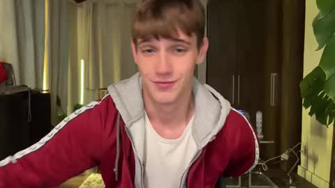 Snapshot of mason_gallagher chatting on October 22, 4:07 pm Mason online show from October 22, 4:07 pm