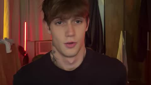 Snapshot of mason_gallagher chatting on December 5, 4:14 pm Mason online show from December 5, 4:14 pm