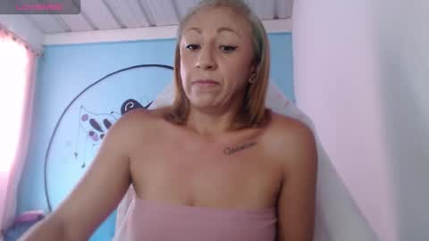 massiel ferreti online show from October 17, 10:12 pm