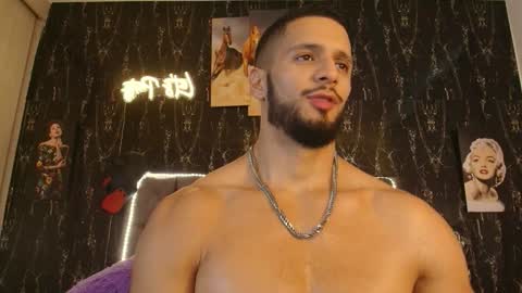 Snapshot of massimo_greco2 chatting on November 19, 9:37 pm massimo_greco2 online show from November 19, 9:37 pm