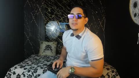 massimo_vidal online show from February 12, 2:23 pm