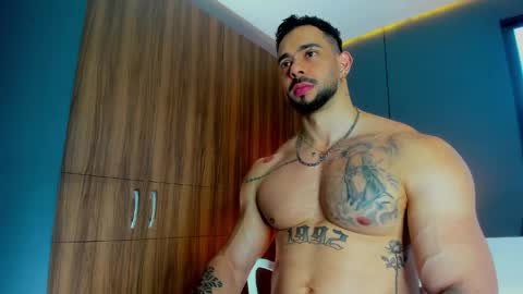 massimo online show from April 13, 4:45 pm