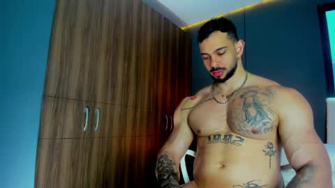 massimo online show from April 15, 3:41 pm