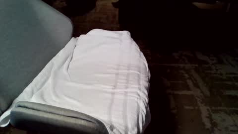 Snapshot of massive_abrasions69 chatting on February 28, 3:04 am Massive Abrasions online show from February 28, 3:04 am