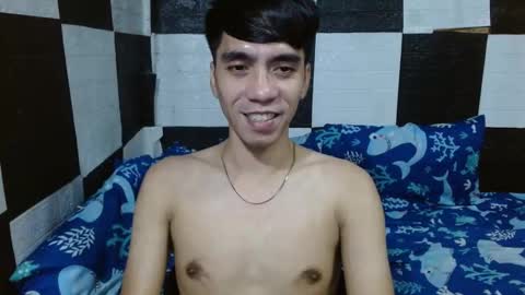 massive_boner02 online show from January 13, 4:51 am