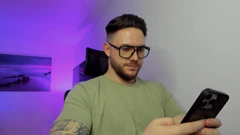 Alex online show from January 13, 7:52 pm