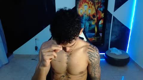 master_black777 online show from March 26, 12:22 pm