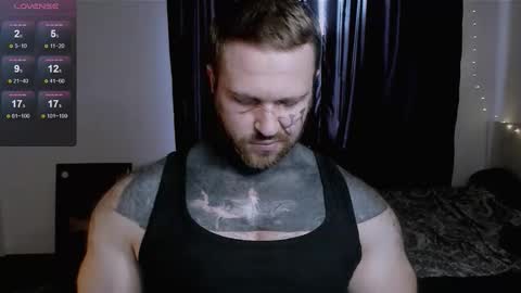 Snapshot of master_oil chatting on September 9, 2:16 pm Huge Alex online show from September 9, 2:16 pm