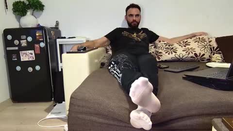 Snapshot of master_roberto333 chatting on December 8, 8:15 pm SIR online show from December 8, 8:15 pm