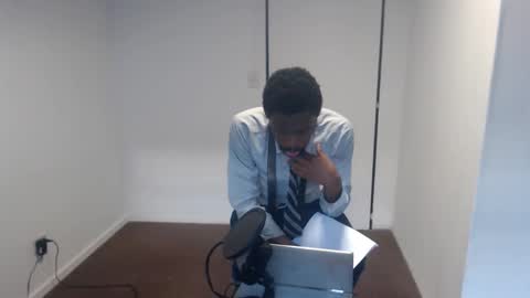 Snapshot of masterdomfuck chatting on February 1, 10:02 pm Masterdomfuck online show from February 1, 10:02 pm