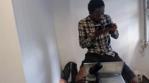 Snapshot of masterdomfuck chatting on February 4, 7:22 pm Masterdomfuck online show from February 4, 7:22 pm