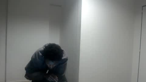 Snapshot of masterdomfuck chatting on September 24, 12:03 am Masterdomfuck online show from September 24, 12:03 am