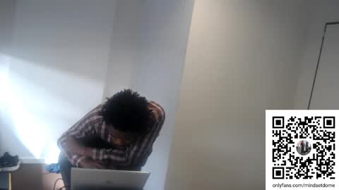 Snapshot of masterdomfuck chatting on October 7, 6:27 pm Masterdomfuck online show from October 7, 6:27 pm