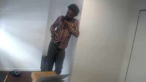 Snapshot of masterdomfuck chatting on October 8, 5:43 pm Masterdomfuck online show from October 8, 5:43 pm