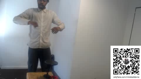 Snapshot of masterdomfuck chatting on October 13, 3:01 pm Masterdomfuck online show from October 13, 3:01 pm