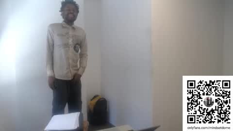 Snapshot of masterdomfuck chatting on November 8, 3:12 pm Masterdomfuck online show from November 8, 3:12 pm