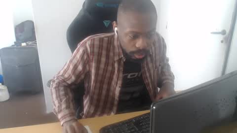Masterdomfuck online show from May 30, 4:37 pm