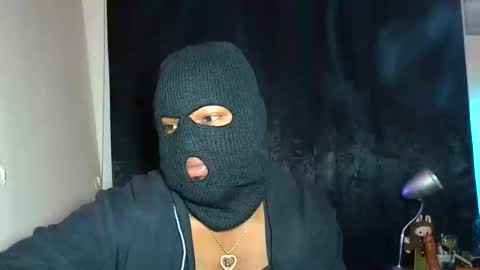 Snapshot of masterfrenchies chatting on December 22, 9:39 am Master Frenchies online show from December 22, 9:39 am