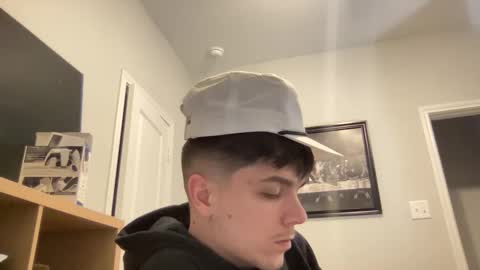 Snapshot of masterjizz1_0 chatting on December 30, 5:04 am masterjizz1_0 online show from December 30, 5:04 am