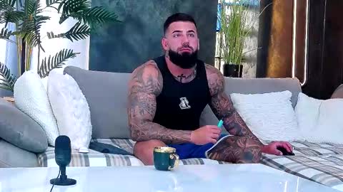 masterkingofmuscle online show from September 15, 8:03 am