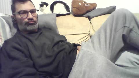 Snapshot of masterp17 chatting on January 28, 8:04 pm Master P online show from January 28, 8:04 pm