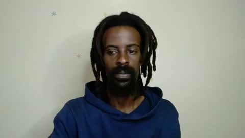 Snapshot of masterr_bate chatting on November 14, 3:49 am Marl online show from November 14, 3:49 am