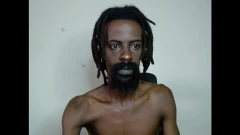 Snapshot of masterr_bate chatting on November 17, 6:41 am Marl online show from November 17, 6:41 am