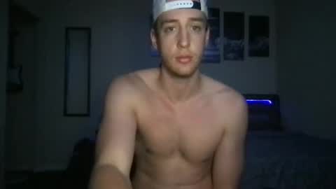 masterrobert134 online show from October 14, 6:47 am