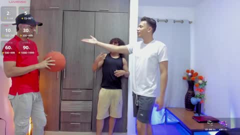 Team Cris Darwin- Fernando- Stiven- David online show from January 23, 11:15 am