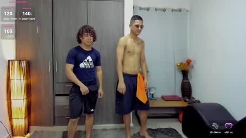 Team Cris Darwin- Fernando- Stiven- David online show from February 4, 11:27 am