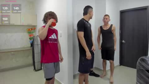 Team Cris Darwin- Fernando- Stiven- David online show from February 19, 11:17 am