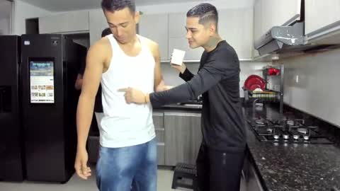 Team Cris Darwin- Fernando- Stiven- David online show from September 19, 11:22 am