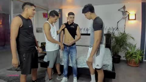 Team Cris Darwin- Fernando- Stiven- David online show from October 13, 11:21 am