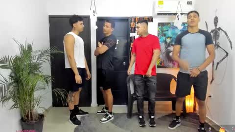 Team Cris Darwin- Fernando- Stiven- David online show from October 20, 11:32 am