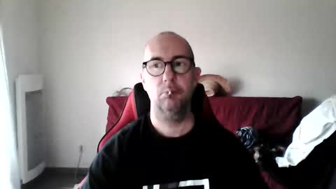 mat11efou online show from February 5, 12:10 pm