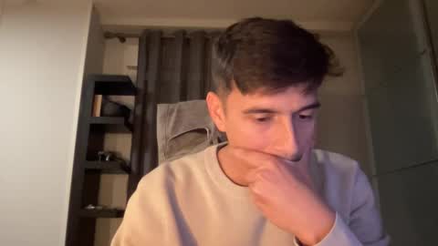 Snapshot of matahavi chatting on October 26, 5:52 pm Aaron online show from October 26, 5:52 pm