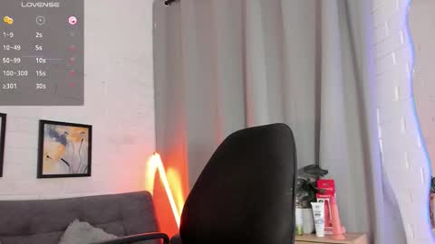 MATEO HUNTER online show from November 19, 2:55 am