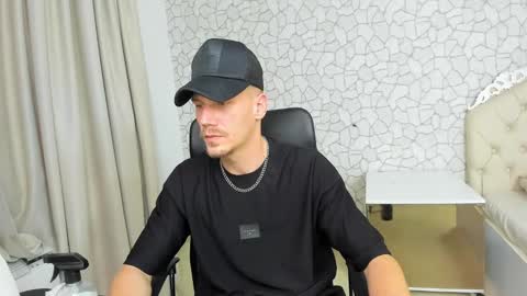 MateoBenjamin online show from December 27, 10:37 pm