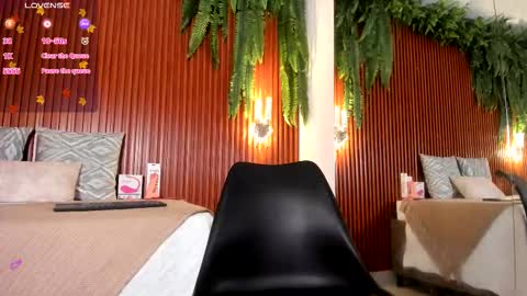 Snapshot of mathew_stardust chatting on February 1, 1:15 am Mathew Stardust online show from February 1, 1:15 am