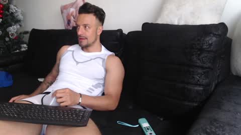 ..................................................................................................onlyfans i am mathew online show from December 13, 2:38 pm