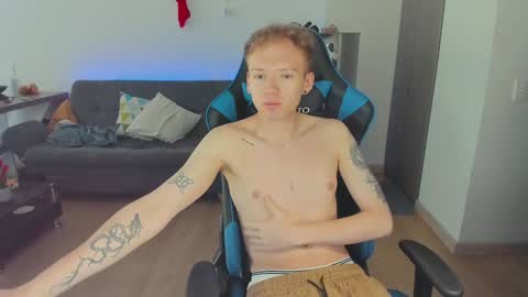 Snapshot of mathwx_ chatting on January 6, 9:11 pm Alejandro Alex online show from January 6, 9:11 pm