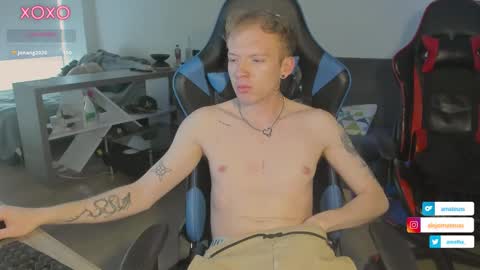 Snapshot of mathwx_ chatting on February 9, 10:00 pm Alejandro Alex online show from February 9, 10:00 pm