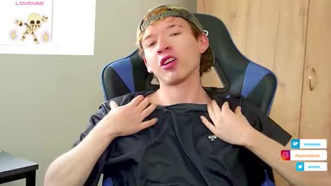 Snapshot of mathwx_ chatting on October 30, 12:39 pm Alejandro Alex online show from October 30, 12:39 pm