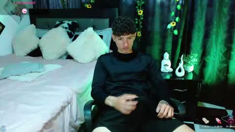 Snapshot of matiaagt chatting on February 25, 8:07 pm online show from February 25, 8:07 pm