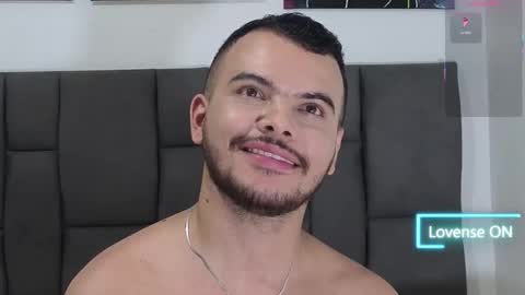 Matias Towers online show from December 1, 5:45 am