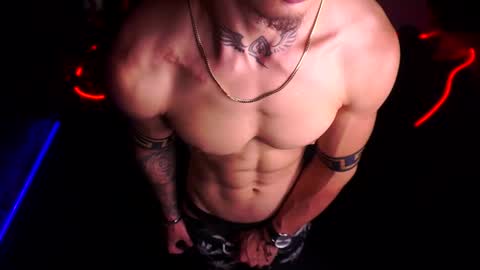 Snapshot of matiusdf chatting on December 18, 7:41 pm matius online show from December 18, 7:41 pm