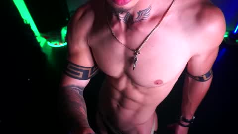 Snapshot of matiusdf chatting on January 31, 3:44 pm matius online show from January 31, 3:44 pm