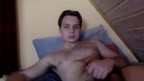 Snapshot of matko1492 chatting on February 9, 8:33 am matko1492 online show from February 9, 8:33 am