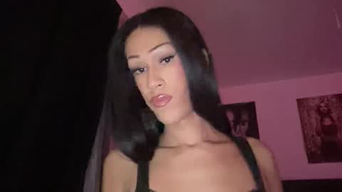 Snapshot of matrixprincess chatting on November 9, 6:55 am MOLLY MILLS online show from November 9, 6:55 am