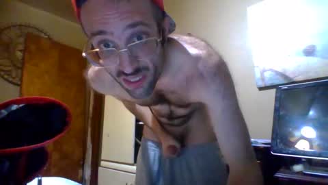 Snapshot of matt48195571828 chatting on October 30, 10:43 pm matt48195571828 online show from October 30, 10:43 pm